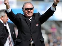 Evans calls on fans to help Truro and Pirates