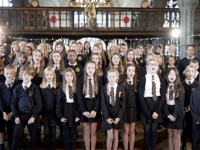 Primary school pupils starring in Christmas song