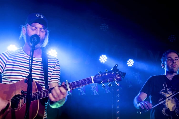 Kris Lannen (left) and Richard Trethewey (right)
