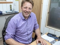 Cornwall MP pushes retrofitting campaign