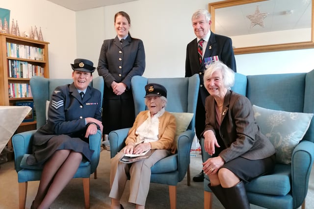 A flying visit to celebrate Freda's 102nd birthday