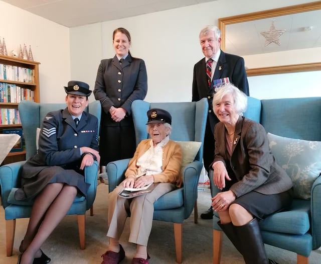 A flying visit to celebrate Freda's 102nd birthday