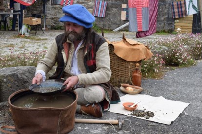 Tudor life re-enactment group Commotion Times