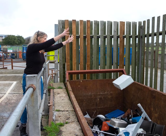 Waste and recycling centre can no longer accept sofas and armchairs