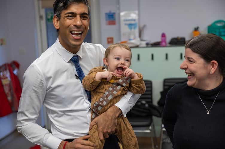 09/02/2023. St Austell, United Kingdom. The Prime Minister Rishi Sunak and his wife Akshata Murty visit a Family Hub in Cornwall where they met with staff, parents and children along with Andrea Leadsom MP. St Austell Family Hub. Picture by Simon Walker / No 10 Downing Street
