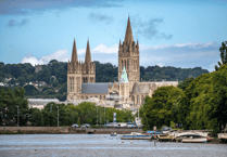 Student seeks views on estuary's plastic pollution