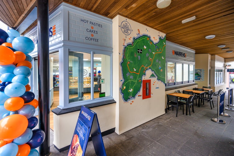 A map-themed mural by artist Hermione Mills 
