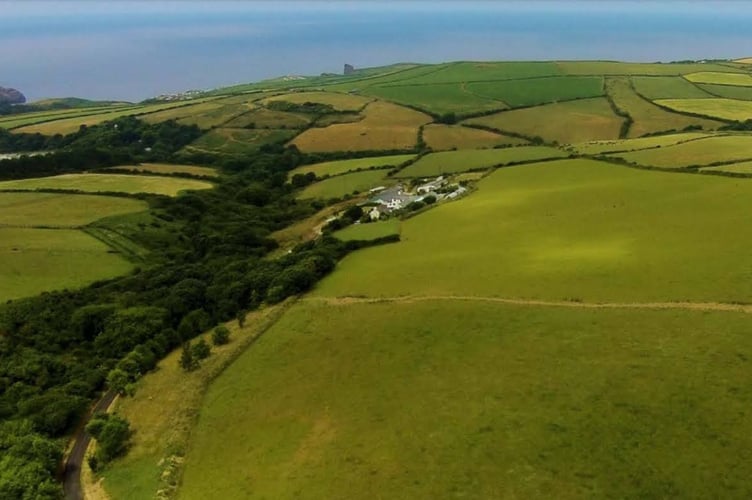 Trewinnick Farm, Tintagel