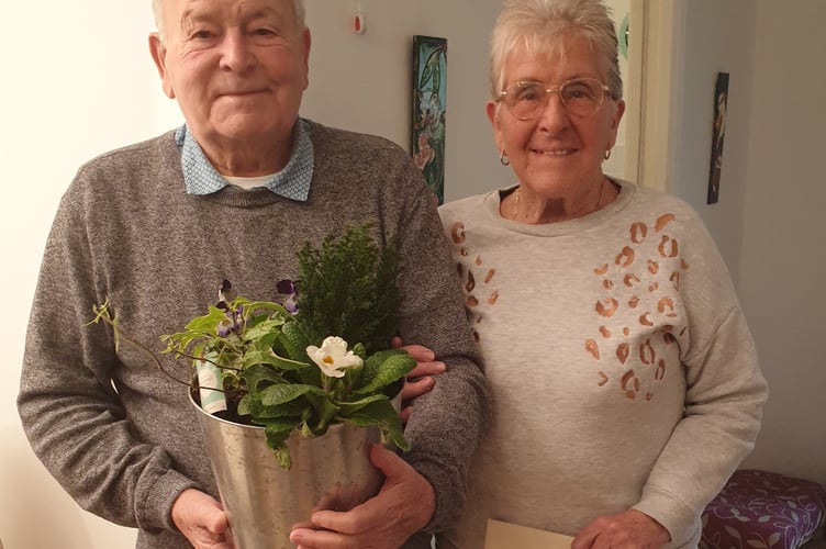 Lance and Della English