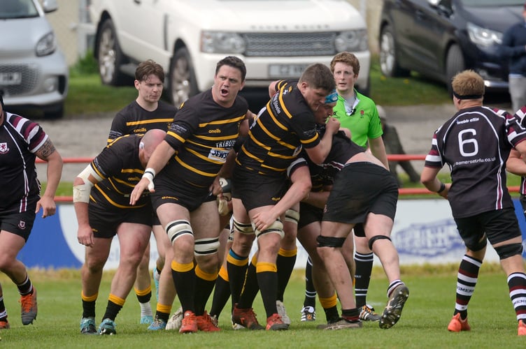 Cornwallâs rolling maul powers ahead. - Photo mandatory by-line: ©Simon Bryant/Iktis Photo - 06/05/23, Cornwall, Somerset, Bill Beaumont Cup, County Championship, CRFU, Sport, Rugby Union, Redruth, Recreation Ground, England