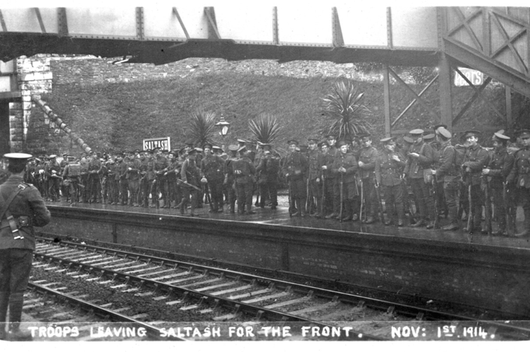 Troops wait to board a train at Saltash in the first few months of the First World War