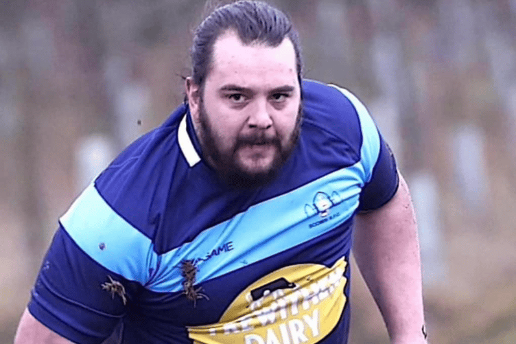 Mike Allen in action for Bodmin RFC