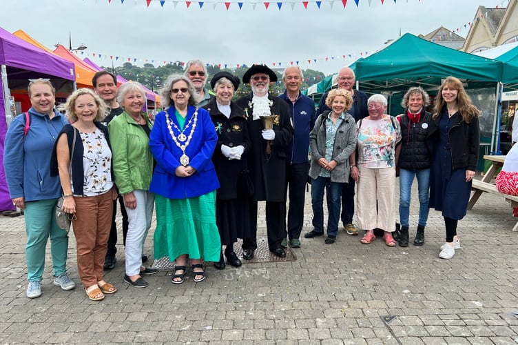 Boppard guests visiting Truro’s Farmers’ Market