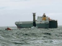 Dramatic moment cargo ship came close to hitting a lighthouse captured
