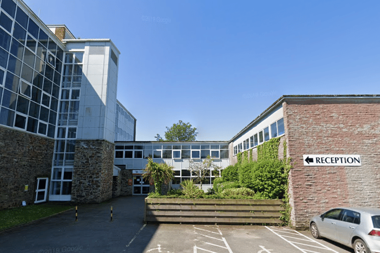 Safety concerns over overloaded school bus