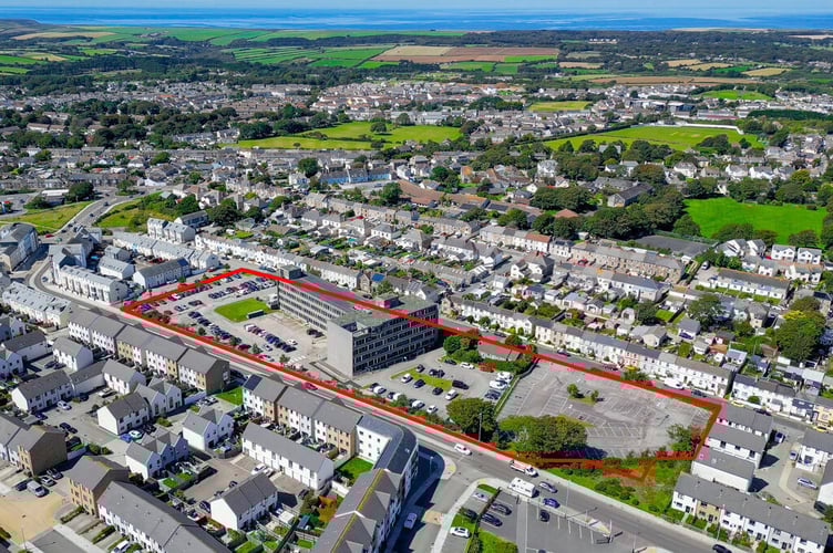 Cornwall Council\'s Dolcoath offices in Camborne are up for sale (Pic: Vickery Holman)