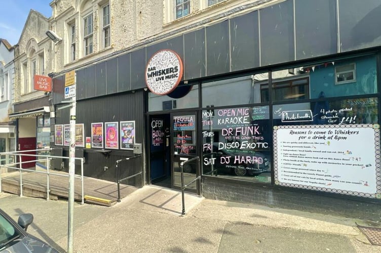 whiskers bar