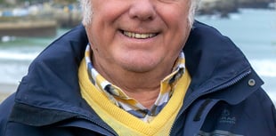 Tributes paid to Newquay surfing pioneer