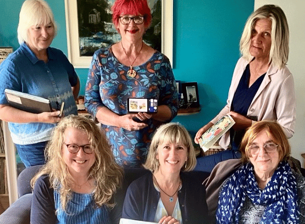 Group photo shows Tracy Flett, Caroline Marwood, Sharon Reeves, Kerry Grant, Clare Hughes and Mary Fletcher with sketch books