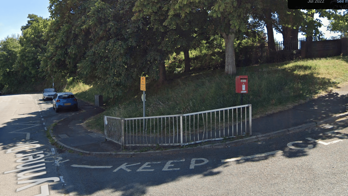 Saltash Roc Post Locals demand removal of 'dangerous' Saltash post box ...