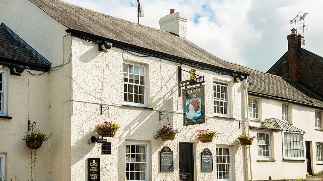 Cornish Village Pub Reopened by Temporary Tenants | Voicenewspapers...