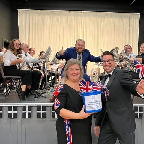Karen Hurn and Neil Caddy with Tom Howard and the band
