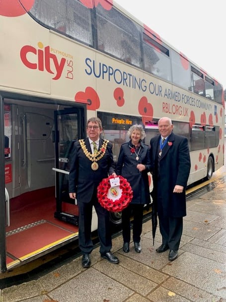 Cllr Cooper, Mayor of Bodmin, the Mayoress and the Deputy Mayor with the wreath