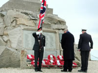 Video: Wreath laying ceremony held in Newquay to mark Remembrance Day