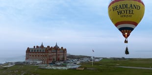 A hotel's Christmas tree arrived in style - onboard a hot air balloon