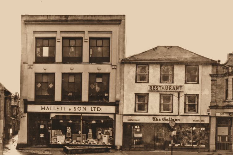 Victoria Square The Galleon Restaurant.jpg