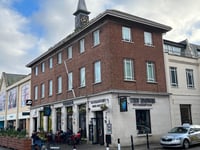 Truro Wetherspoon in pest control incident