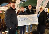 Rotary club makes £2,000 donation to the foodbank’s Christmas project