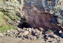 A further cliff collapse has happened at Mawgan Porth Beach 