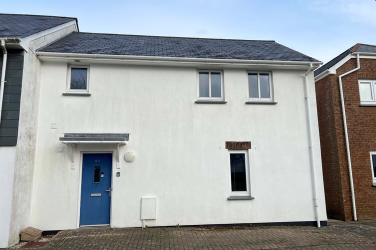 67 Gweal Pawl, Redruth