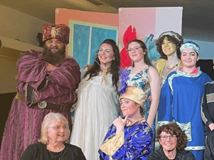 Panto makes return – oh, yes it does!