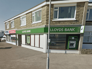 Newquay's last remaining bank to close at the end of the year