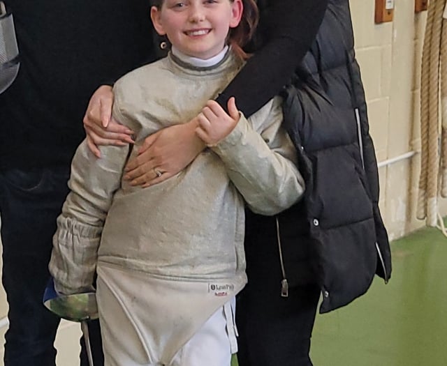 Champion fencer Beatrix brings home a medal