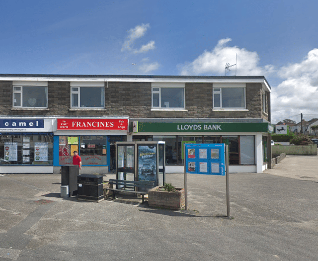 Newquay fish and chip shop evacuated after fire breaks out