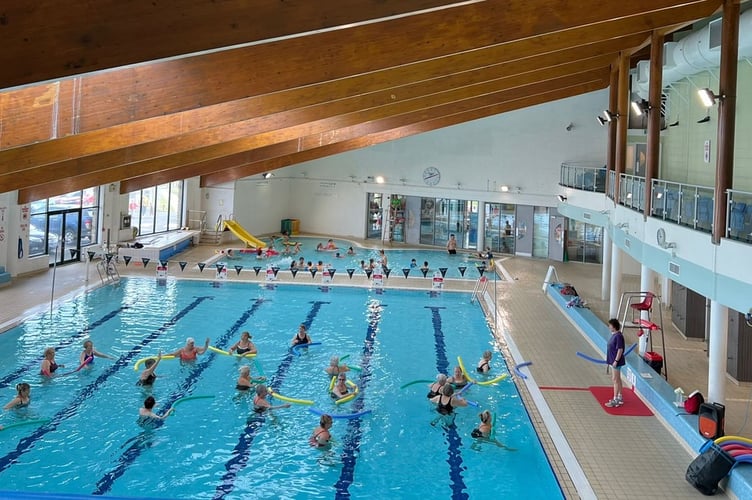 St Ives pool