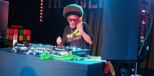 Reggae fans treated to performance by legendary DJ Don Letts 