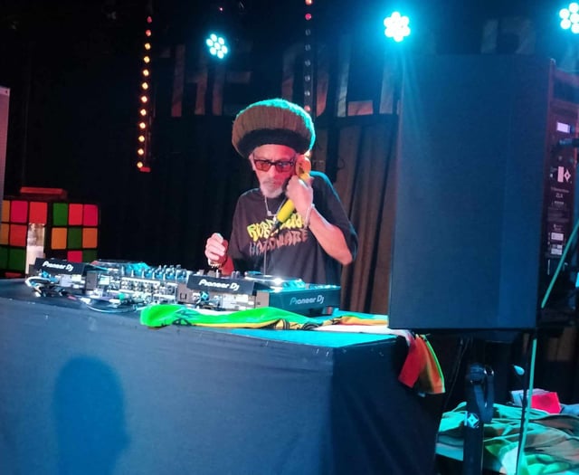 Reggae fans treated to performance by legendary DJ Don Letts 