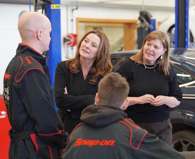 Education secretary visits city campus
