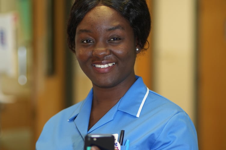 A midwife demonstrates Silent Hospital technology