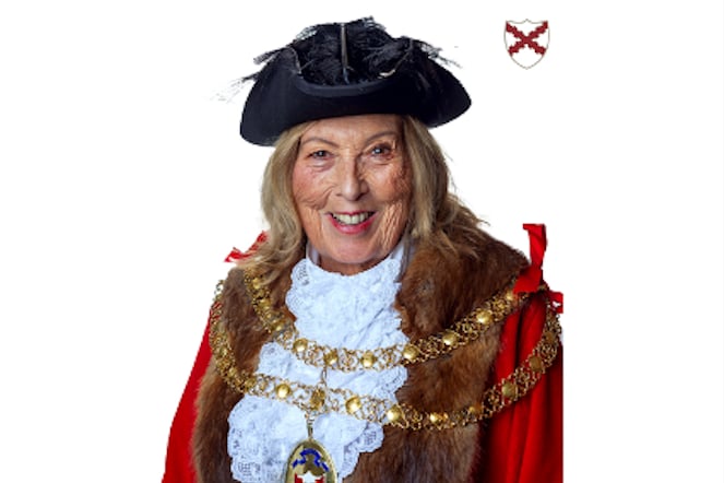 Retiring mayor Crystal Pearce has wished her successor well.