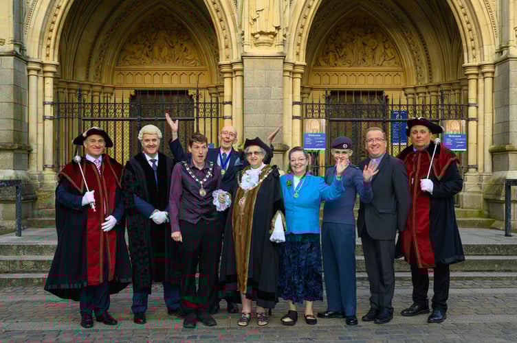 Mayor and entourage, Truro