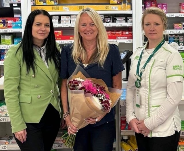Supermarket pharmacy staff credited with saving woman