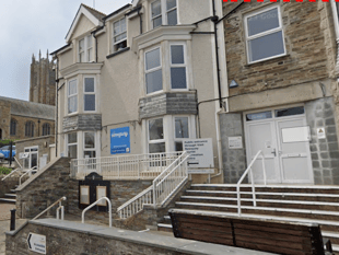 Town council offices refurbishment plan hits first snag