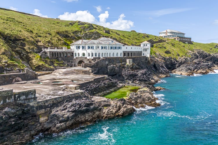 merlin lewinnick cove