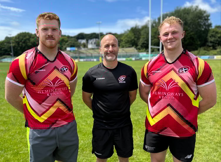 Matt Cannon (left) and Harry Yates with Cornish Pirates joint head coach Gavin Cattle.