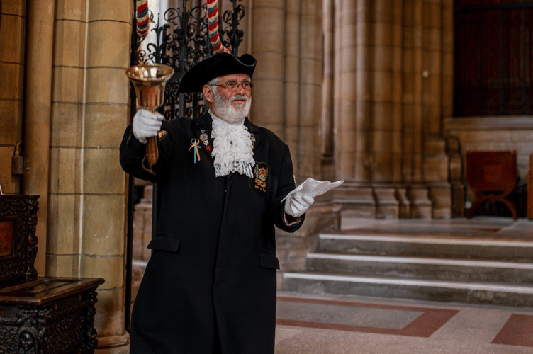 The Town Crier, Lionel Knight, declares St Mary’s Aisle open